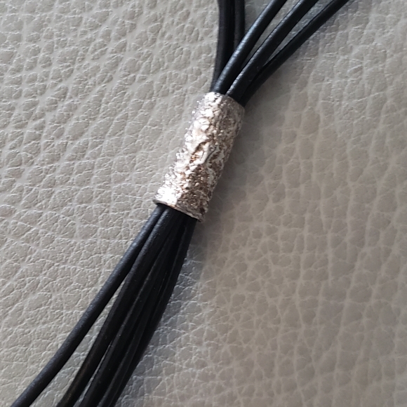 Silpada Set Layered Leaf Leather & Silver Necklace N3224 with Earrings W3274 - Picture 3 of 9